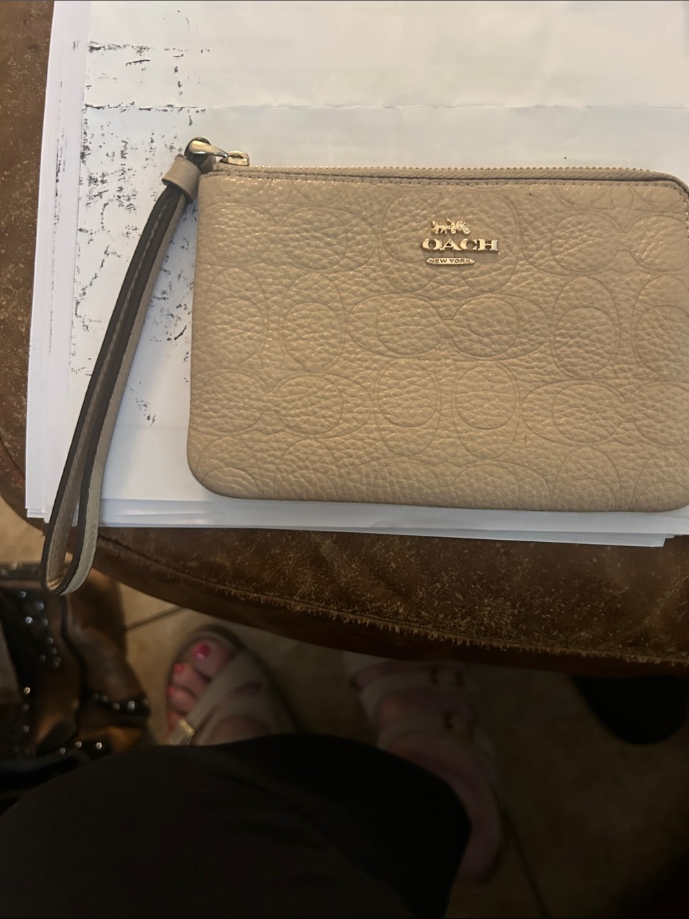 Coach Pebbled Leather Wristlet in Light Beige VGUC